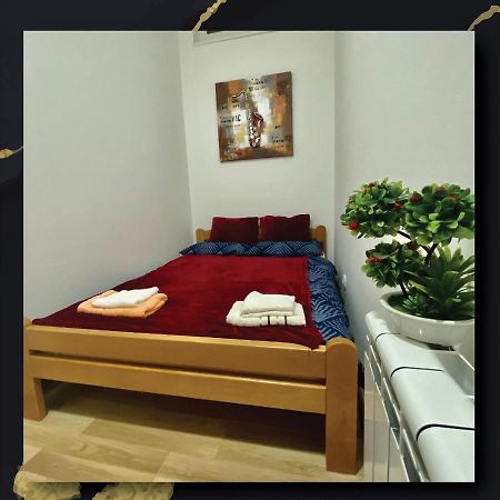 Sky Apartman Stara Pazova Ngoại thất bức ảnh